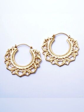 MAYA Jewelry 3rd Chakra earrings in gold